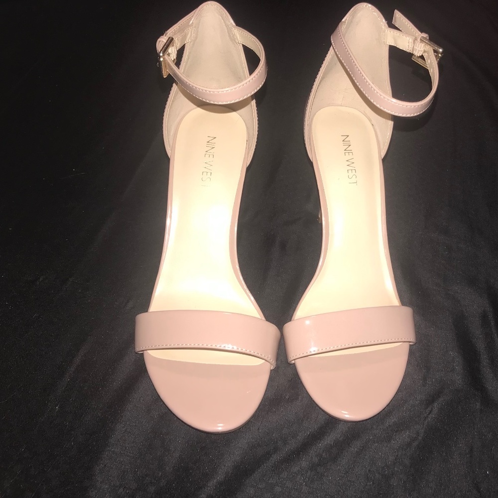Tan Nine West Heels - Picture 1 of 4